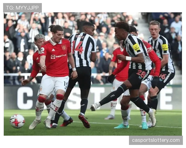 纽卡斯尔联3-1逆转水晶宫，结束联赛三连败